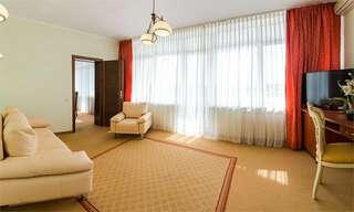 Гостиница Волна Светлогорск Представительский Люкс трехкомнатный-4