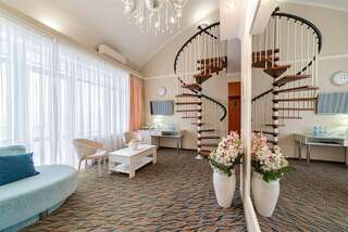 Гостиница Волна Светлогорск Апартамент двухуровневый "Романтика"-4